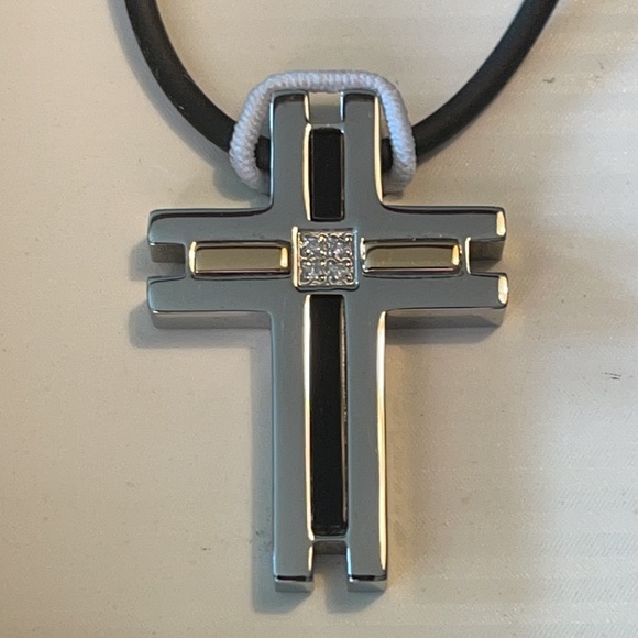 Mens Dolan Bullock CROSS Pendant 18K Gold Diamonds S-Steel Onyx in orig Box - Picture 11 of 14